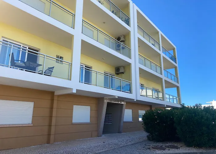 Two Bedroom With Pool *