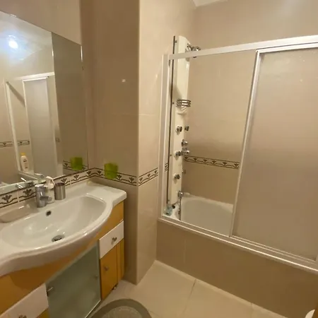 Two Bedroom With Pool アパート ポルティマン