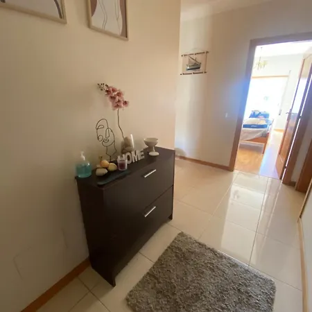 アパート Two Bedroom With Pool *